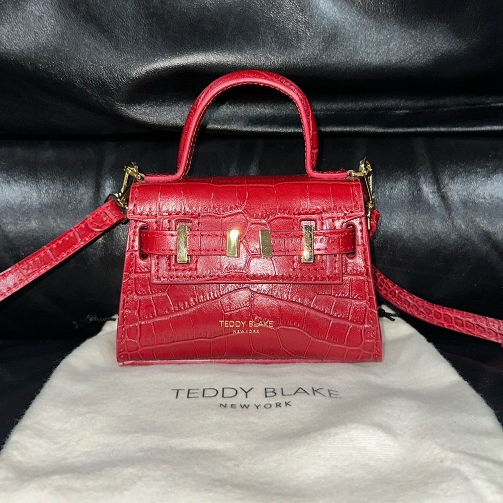 🔥🔥🔥LIKE NEW Teddy Blake Ava Croco 6" Croc Embossed Leather Mini Crossbody Bag